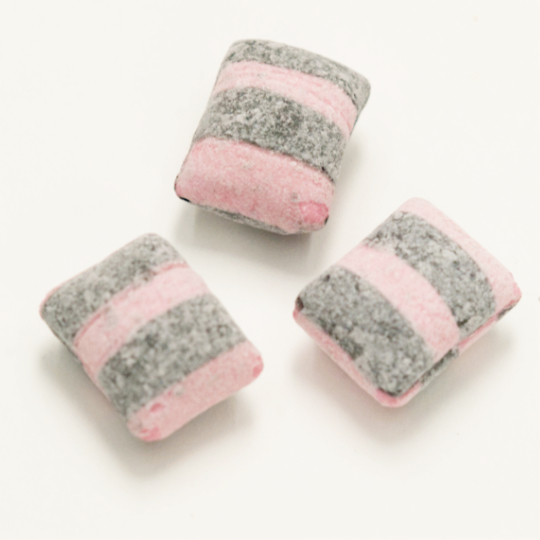 Himbeer-Salmiak Kissen - 900g